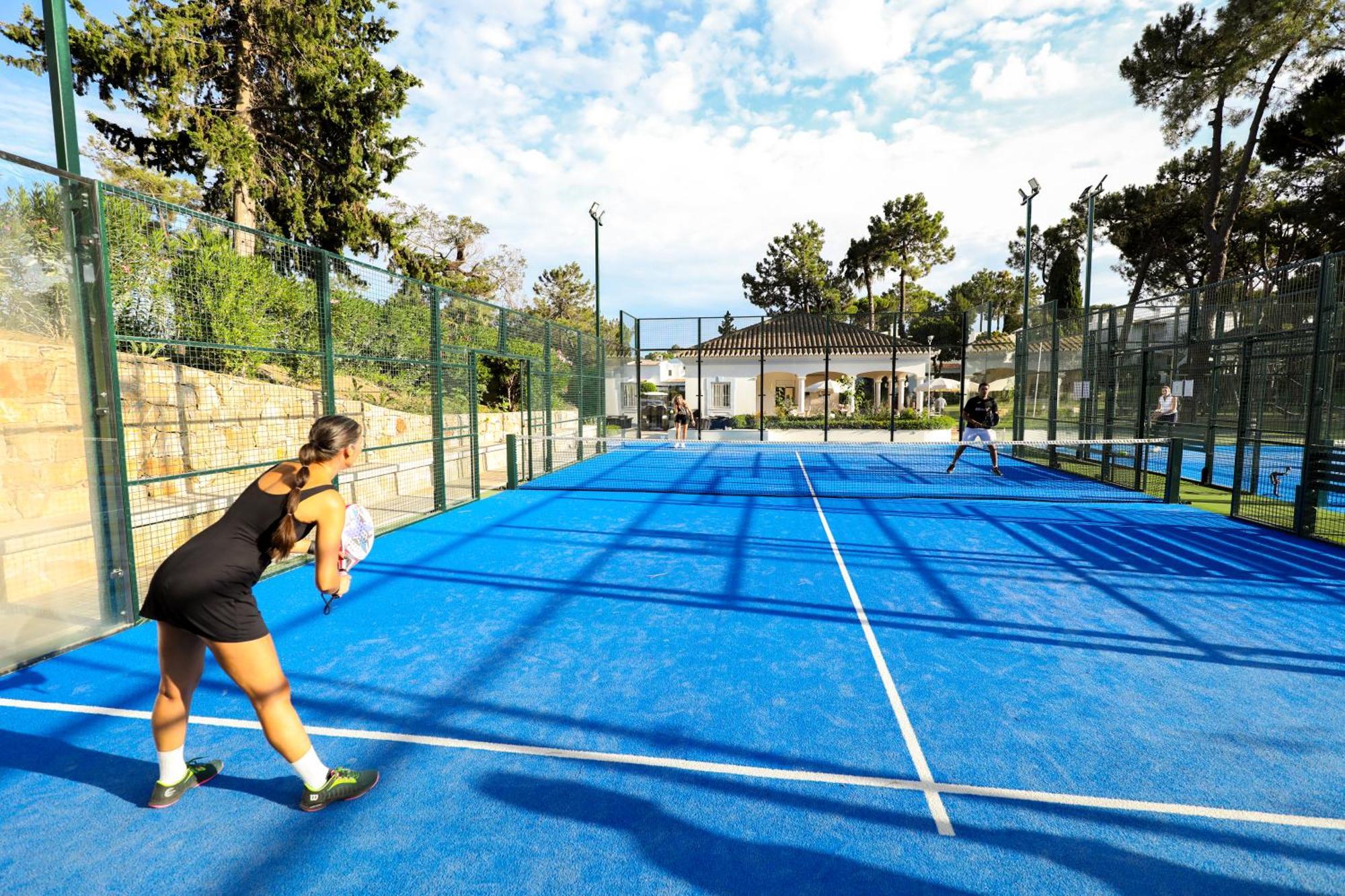 Four Seasons Country Club Hotel Кинта до Лаго Екстериор снимка