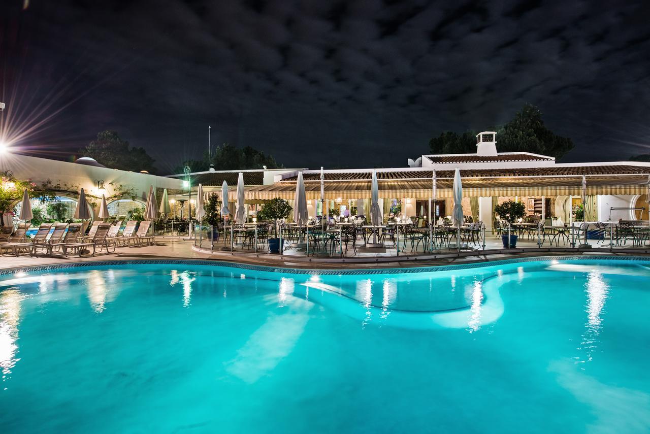 Four Seasons Country Club Hotel Кинта до Лаго Екстериор снимка